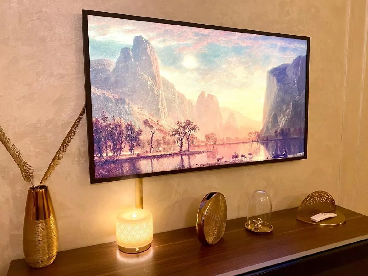 Apartment Luxurious 2P Cannes Croisette-Plein Sud & Chic Decor France